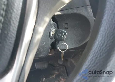 2014 Toyota Corolla L z USA, uszkodzony, nr VIN 2T1BURHE1EC032549